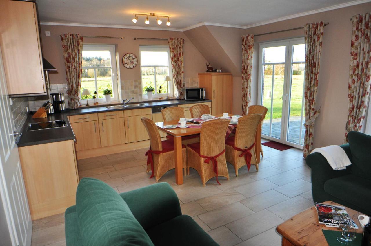 Ferienhaus Adamla, 65319 Moormerland Buitenkant foto