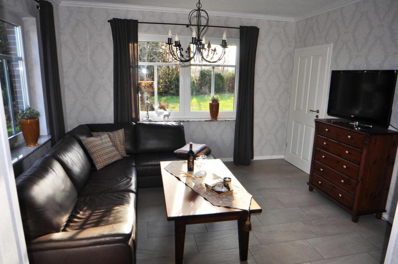 Ferienhaus Adamla, 65319 Moormerland Buitenkant foto